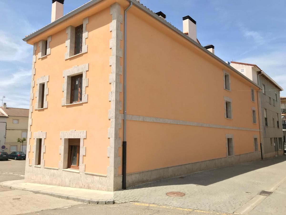 Turisticos Escorraladas Aparthotel Baltanás